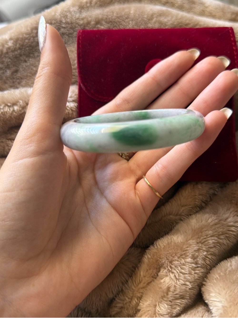 Jadeite Green & White Round Bangle Bracelet